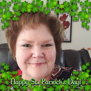 Meet your Posher, Mona